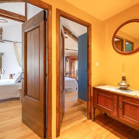 Mas Bed & Breakfast Combefa