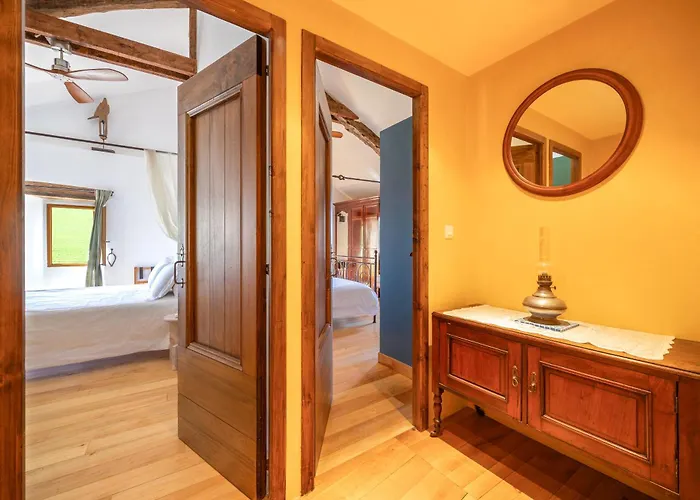 Mas Bed & Breakfast Combefa