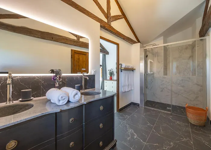 Bed & Breakfast Mas Combefa